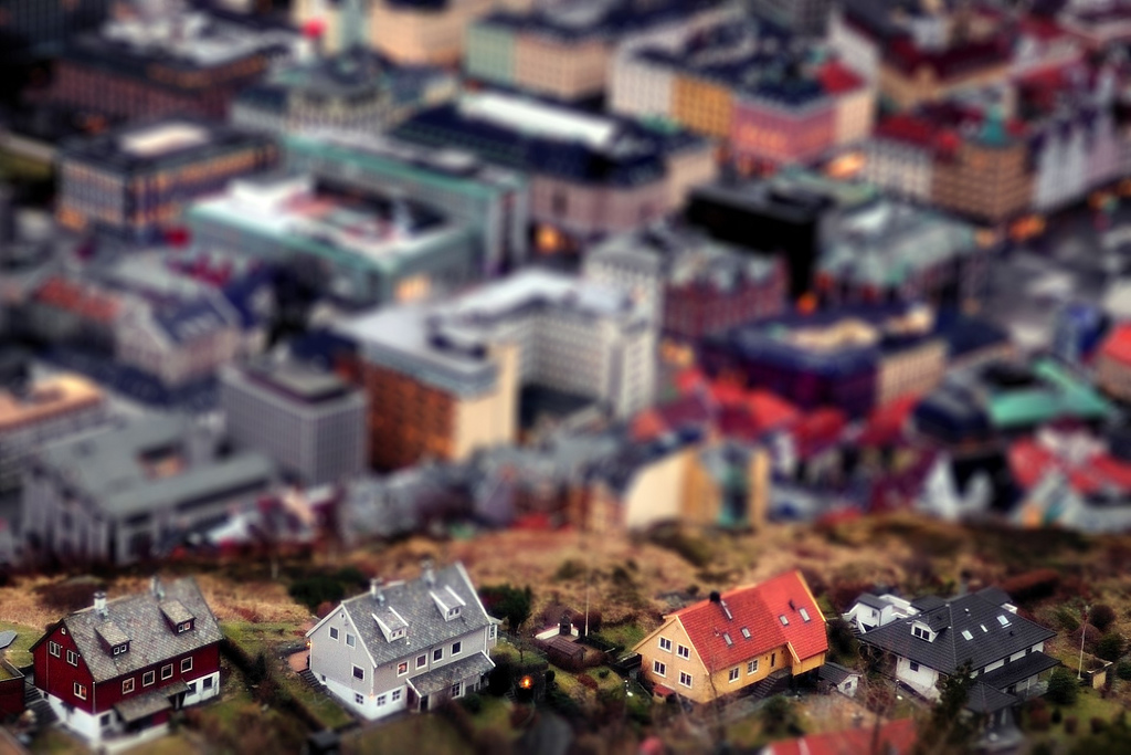 Tilt-shift Maker